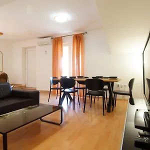  Apartamento Suitable Summer