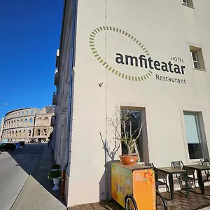 3* Hotel Amfiteatar